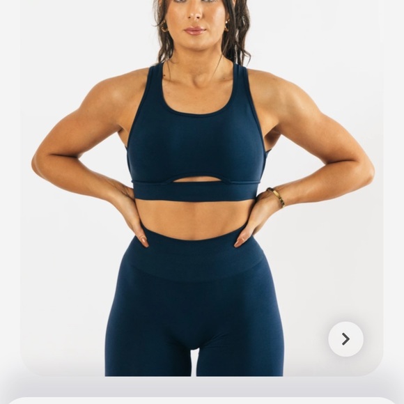 Alphalete Trinity Sports Bra - Picture 2 of 5